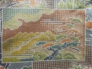 アンティーク　色紙に草花模様織出し本場大島紬着物（5マルキ）
